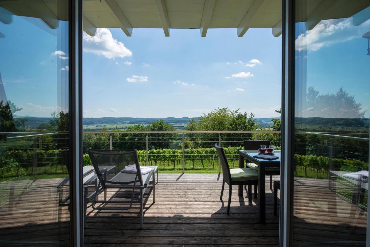 Ferienhaeuser Im Weingarten Fehring Exteriér fotografie